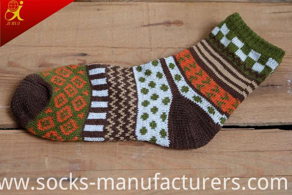 Ethnic Wind Fine Craft Series of Male and Female Retro Japanese Wind in The Thick Line of The Tube Socks